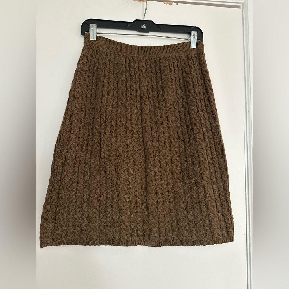 Vintage 60s/ 70s 525 America Cable Knit A-Line Brown pencil skirt.